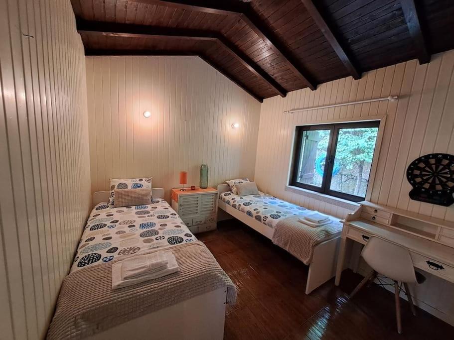 Pool House Au Coeur Du Geres A Rio Caldo Villa Eksteriør bilde