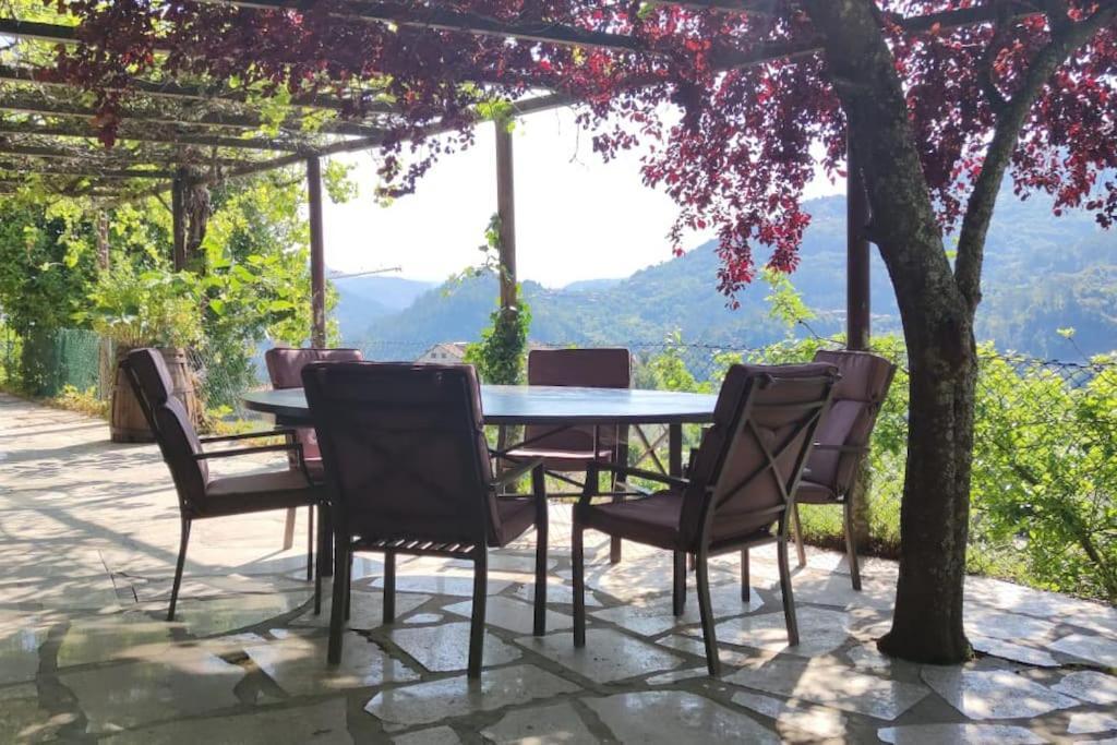 Pool House Au Coeur Du Geres A Rio Caldo Villa Eksteriør bilde